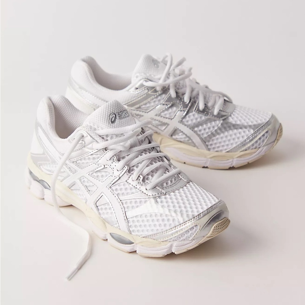 New ASICS GEL-CUMULUS 16 Sneakers
